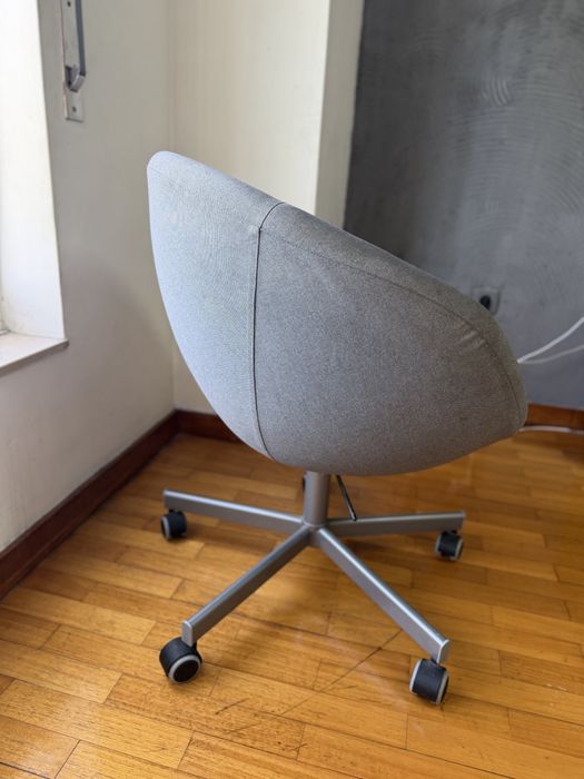 Cadeira Ikea cinza