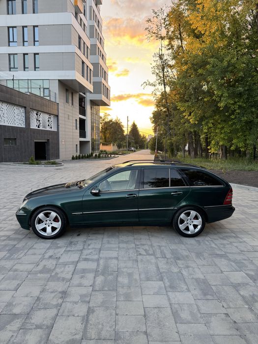 Mersedes-benz C220d автомат дизель в гарному стані