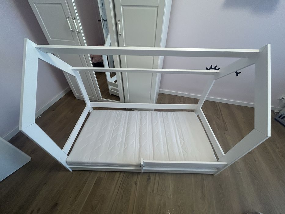 Łóżko dziecięce biale w stylu tipi