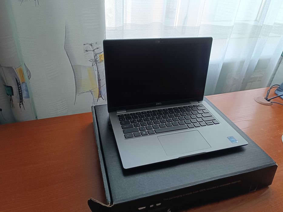 Ноутбук Dell Latitude 5440 / 14" / Intel i5-1335U / 16GB / SSD 512 Gb