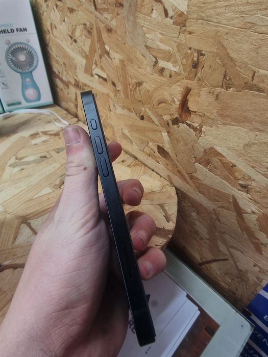 Iphone 16e 128g como novo