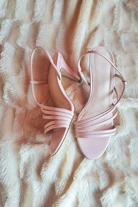 Śliczne sandałki pudrowy róż paseczki mohito