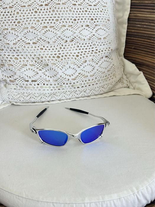 Óculos juliet prateados e azuis (metal)