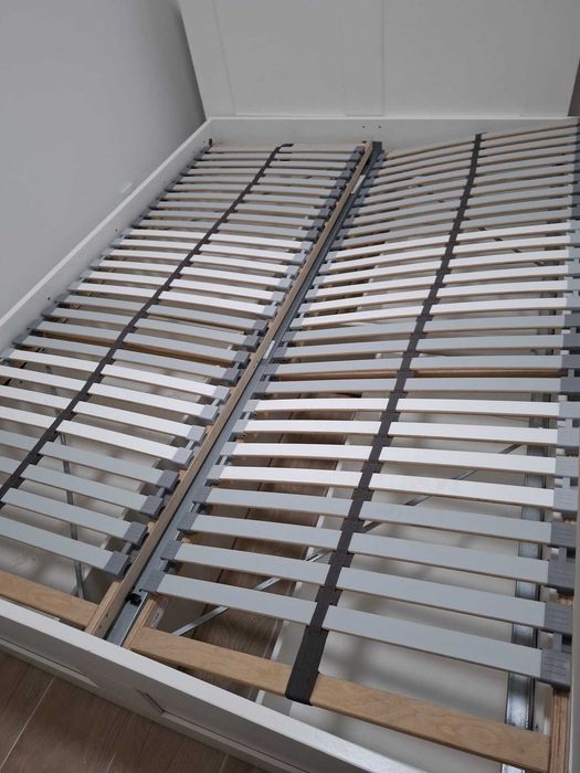 IKEA Cama e cabeceira C/arrumação BRIMNES+Colchão