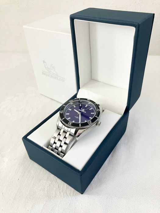 Michelin Bibendum JAPAN MOVEMENT quartz wristwatch