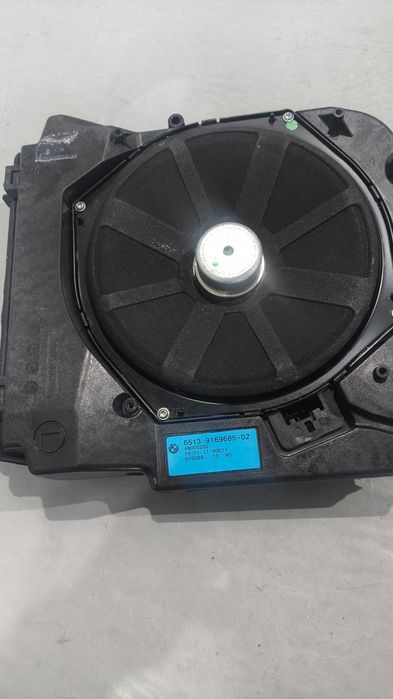 Subwoofer/Coluna de Graves BMW Serie 5/6 (F10/F11/F18/F12/F13/F06) Lado Esquerdo 9169.685