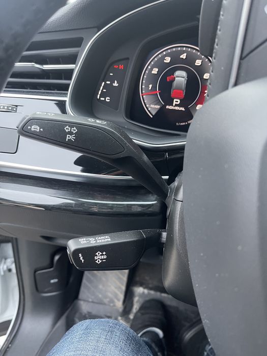 Срочно! Продаи Audi q7 2020 пробег 5000