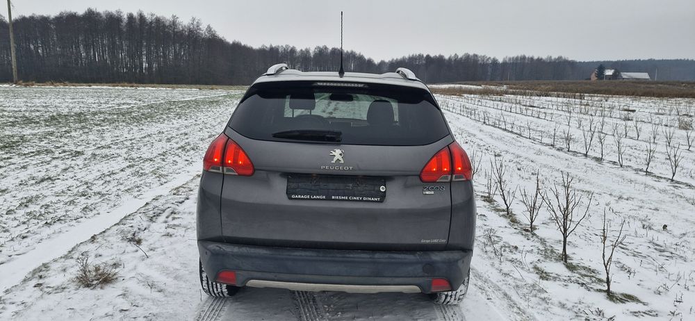 Peugeot 2008 nawigacja klimatronik panorama