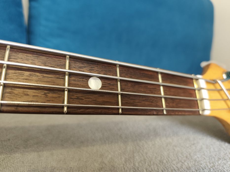 Gitara Jolana basowa typhoon 1964r.