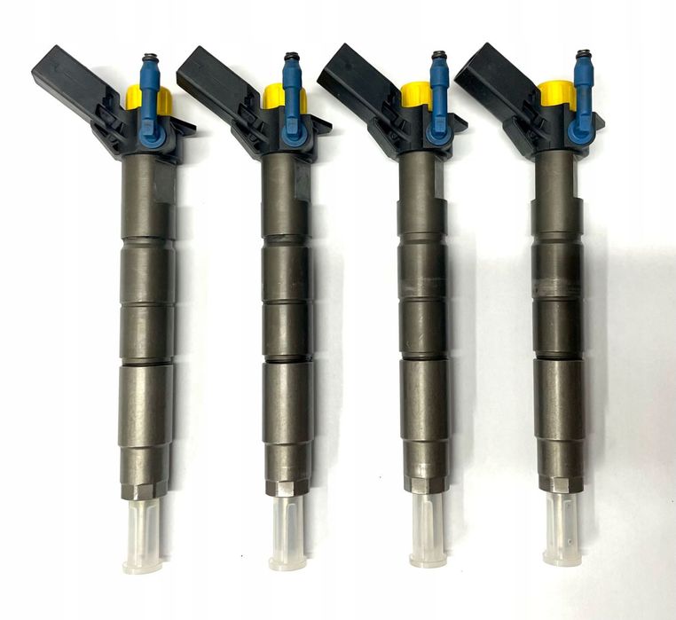 KOMPLET wtryskiwaczy 4SZT 0445117048 A6540700187 2.0 CDI Mercedes