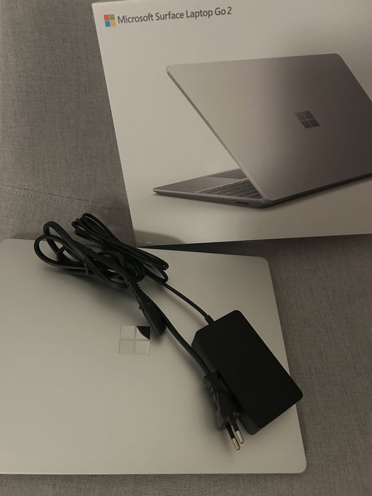 Computador Portátil Microsoft Surface Laptop Go 2 | 256GB SSD | 8GB