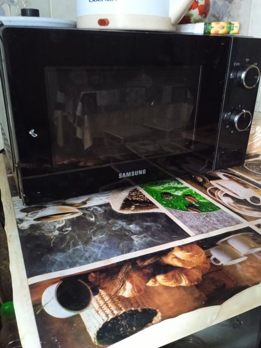 Микроволновая печь (СВЧ) Samsung MS20A3010AL/UA