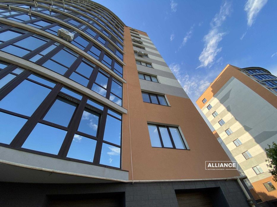 Здана 1 кім кв від БК Благо