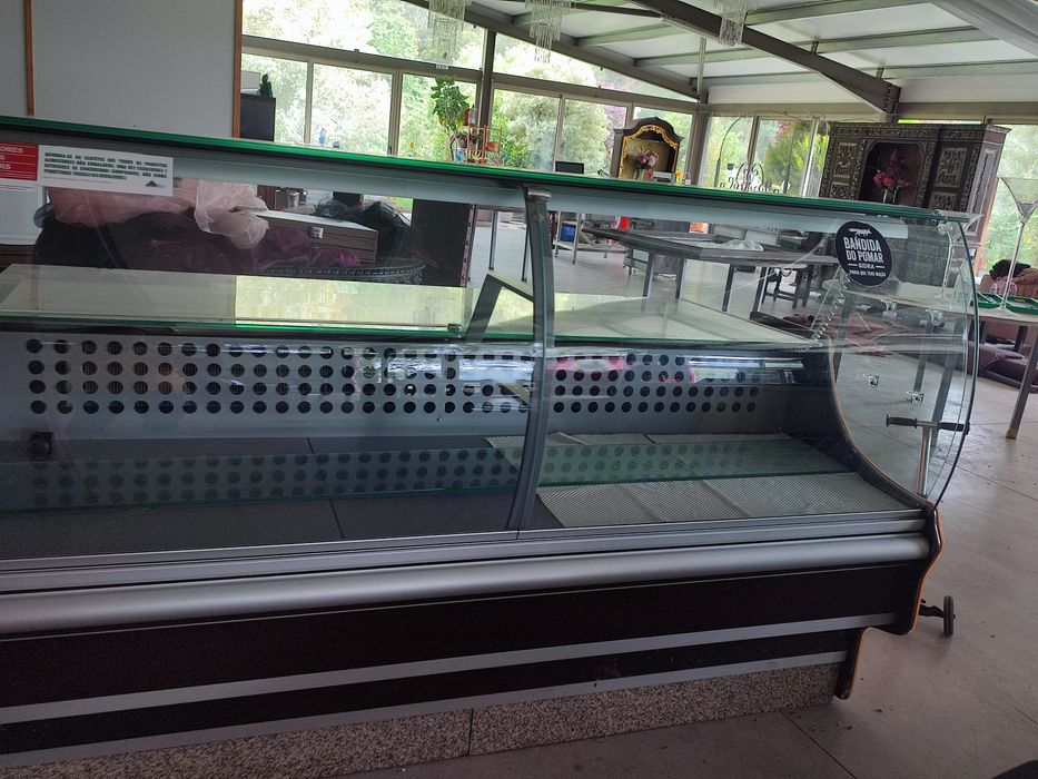 Balcões em inox, frigorífico ou não