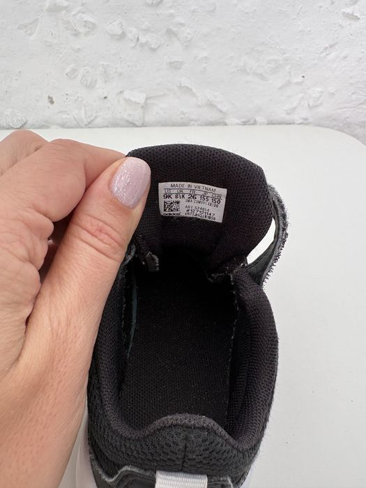 Кросівки Adidas розмір 26 16,5 см