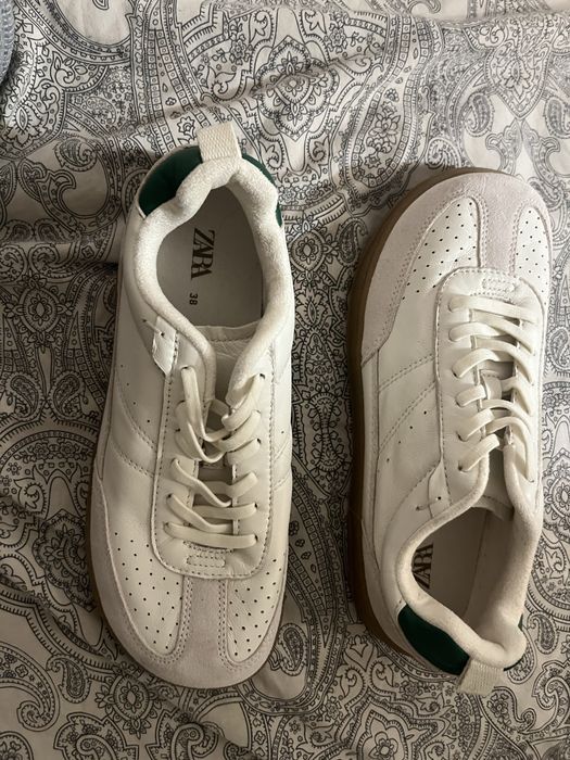 Tenis basicos ZARA