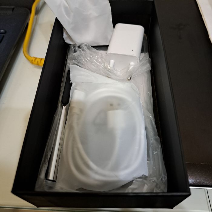 smartfon 7,3" S25 Ultra pamięć 22 + 1TB, gold