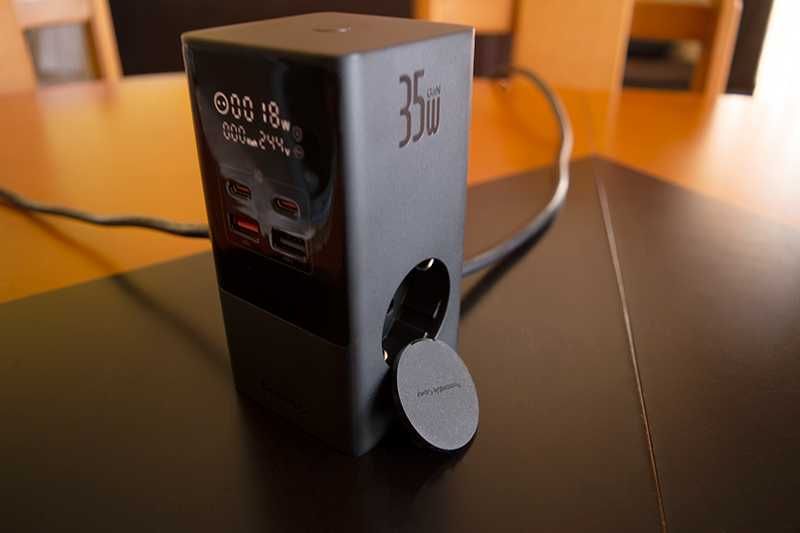 Estação de Carregamento Compacta 35W de 7 Saídas, Nova