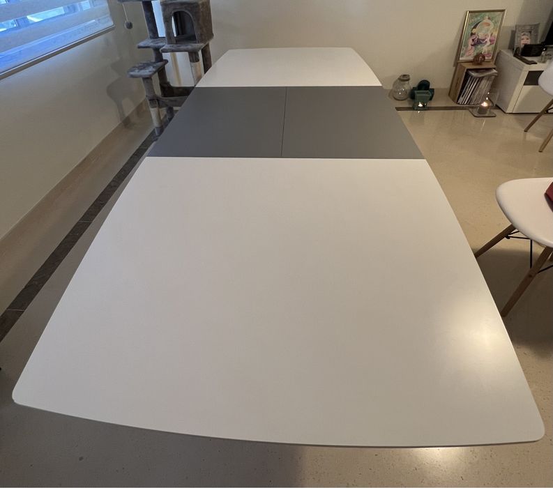 BO Concept Mesa extensível