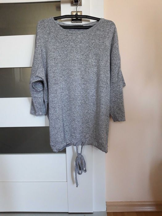 Szara bluzka rozmiar L/40 marka Reserved