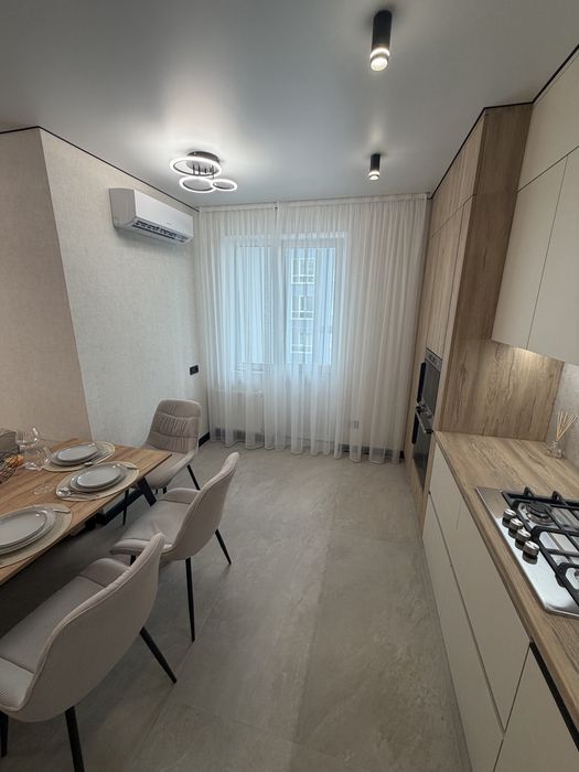 Продам евродвушку Ремонт Центр Голливуд Сертификат