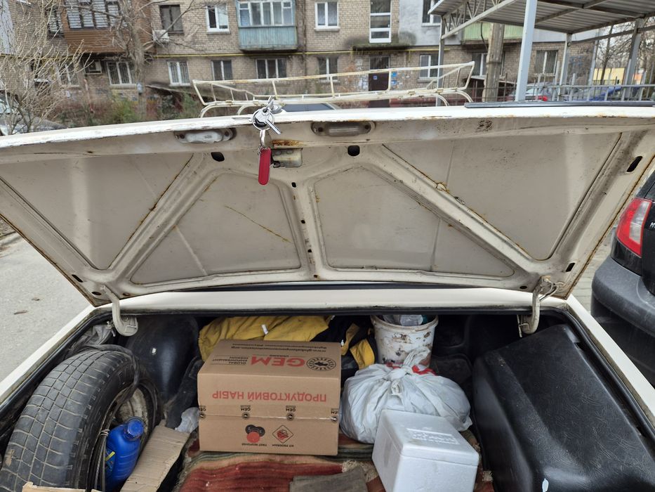 Продам ВАЗ 21053 з троїчним двигуном
