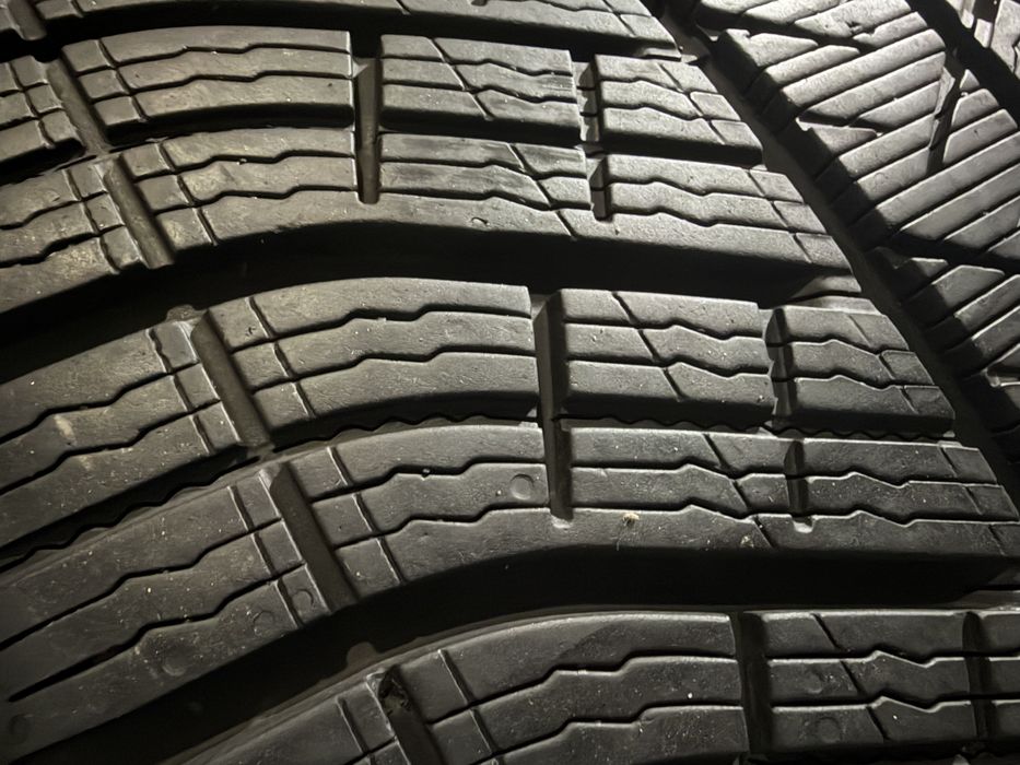275/40 305/35 r 21 Micheli