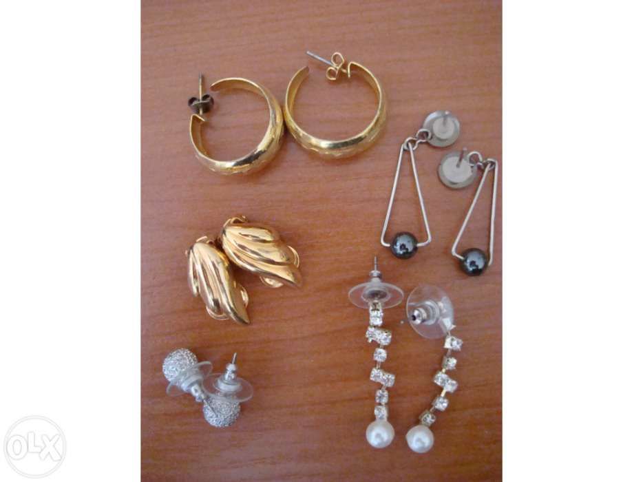 4 Pares de brincos fantasia