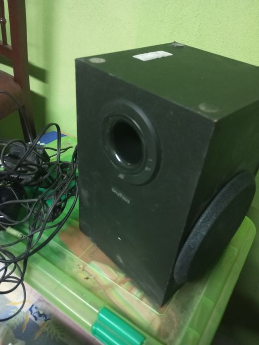 Subufer de ligar a DVD etc bom som