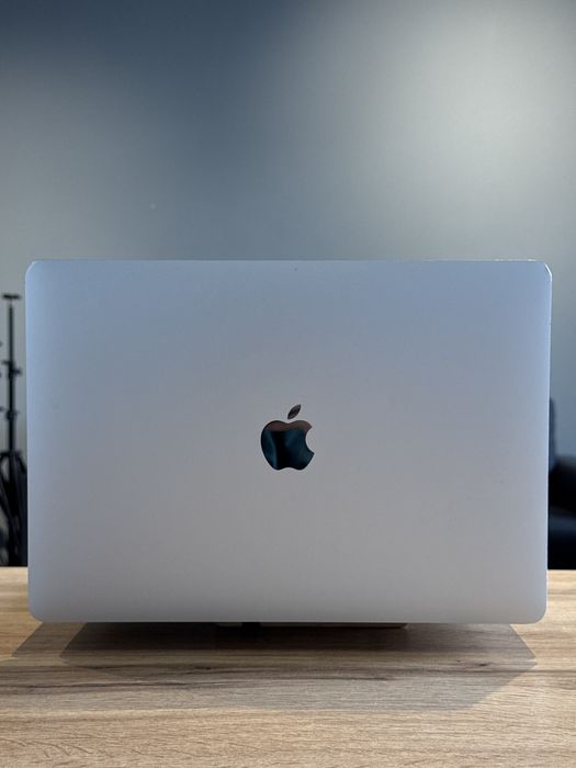 MacBook Air 13 2020 i5 1.1ghz 8/256gb !! Гарантія від магазину !!