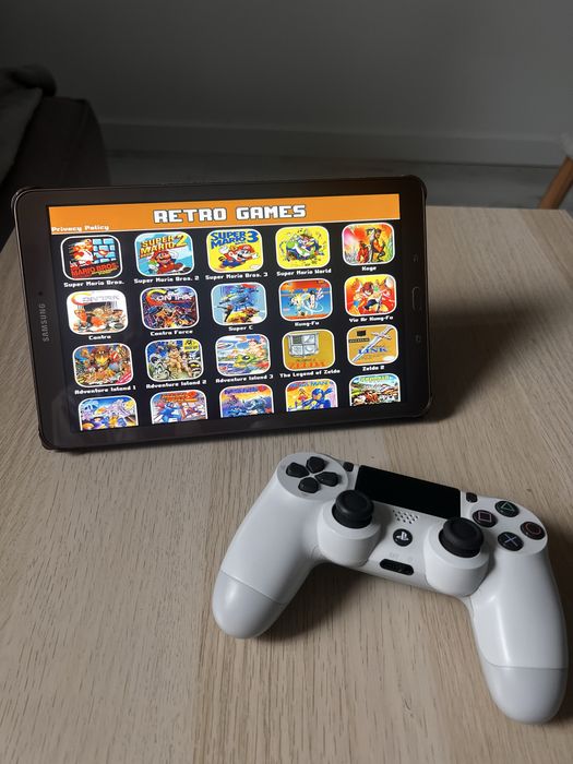 планшет Samsung Galaxy Tab E T561