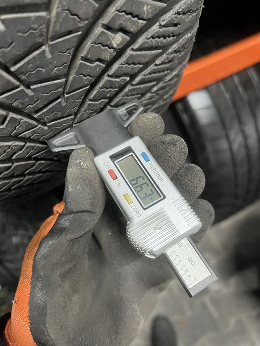 Шини,Резина,Пара,Зима 215/50/17 95V Falken EuroAll Season AS210