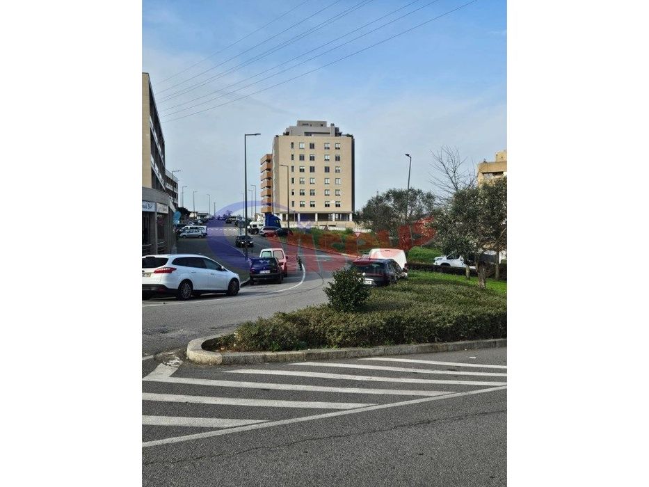 Loja de Rua Oliveira do Douro