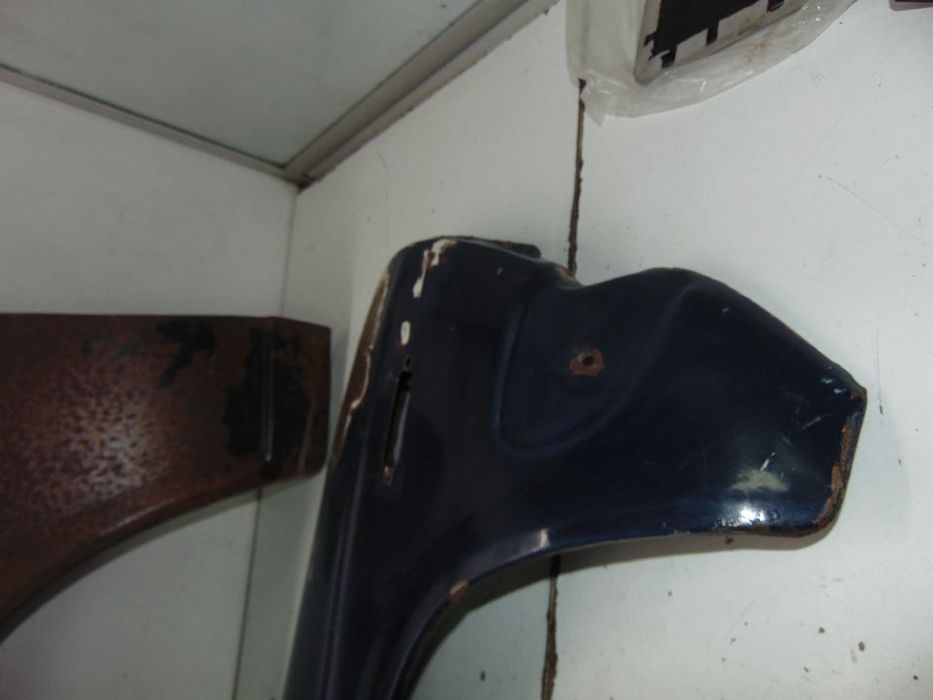 Datsun 1200 guarda lamas