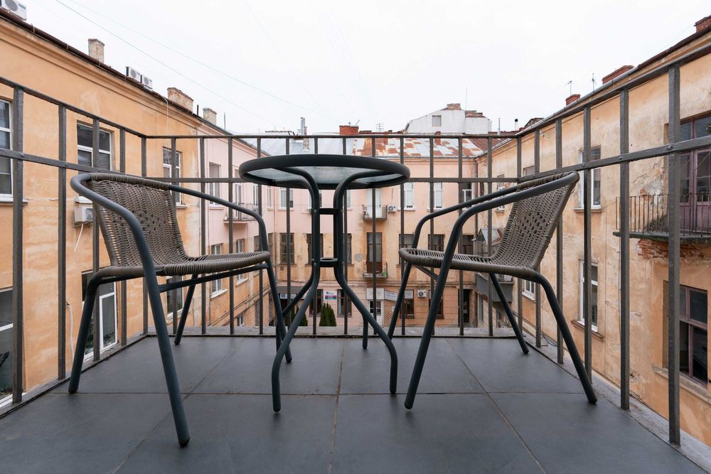 Без комісії! Продаж апарт-готелю на вулиці Дорошенка!