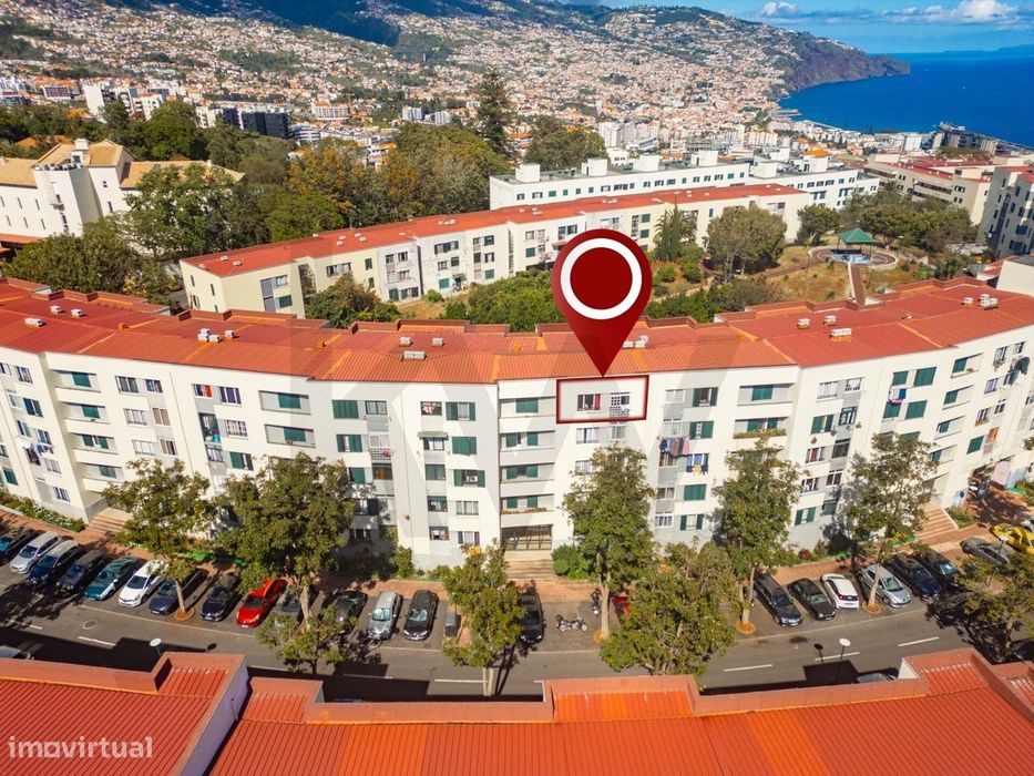 Apartamento T2 à Venda na Nazaré – Último andar!
