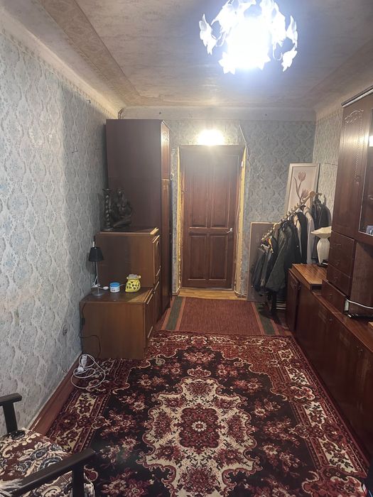 М «Нивки»,щербаківського,36,чотири дві кімнати в пятикімнатній