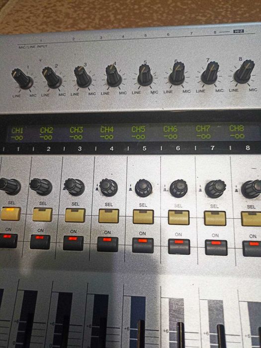 Продам, обміняю цифровий мікшерний пульт YAMAHA 01X