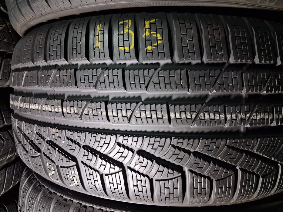 Як Нові 255/45 19 Pirelli Sottozero 2 210 шини б/у зима Комплект