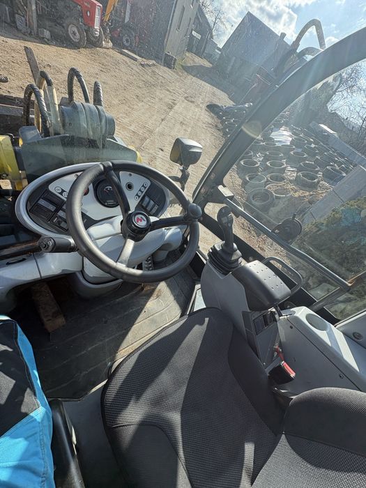 Sprzedam ładowarke Kramer 480