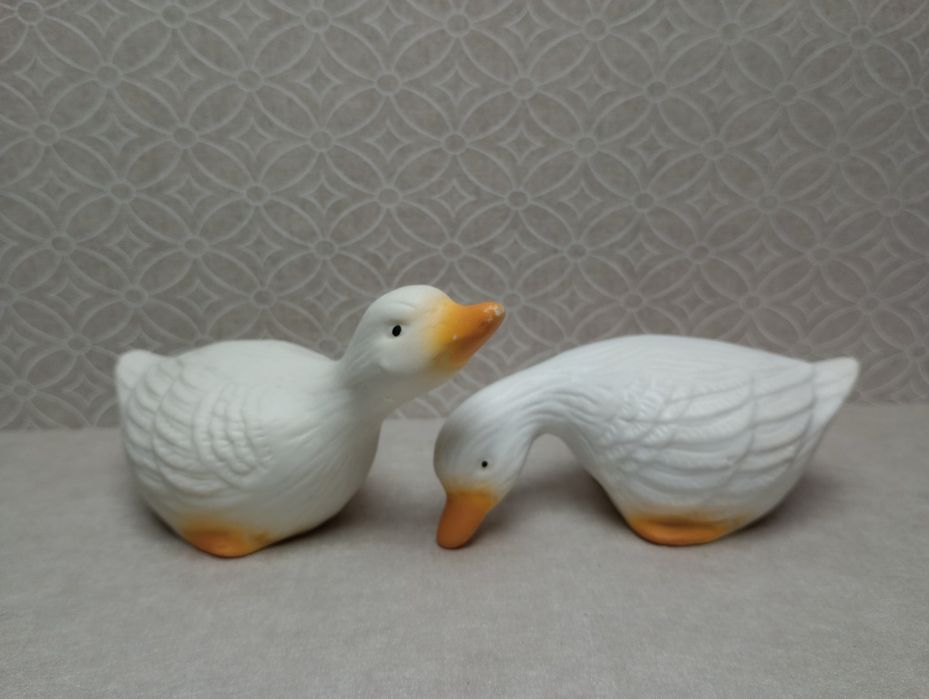 Gąski - ozdobne figurki ceramiczne.