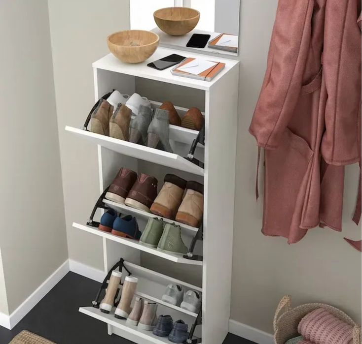 Комод для взуття Ikea Икеа білого кольору