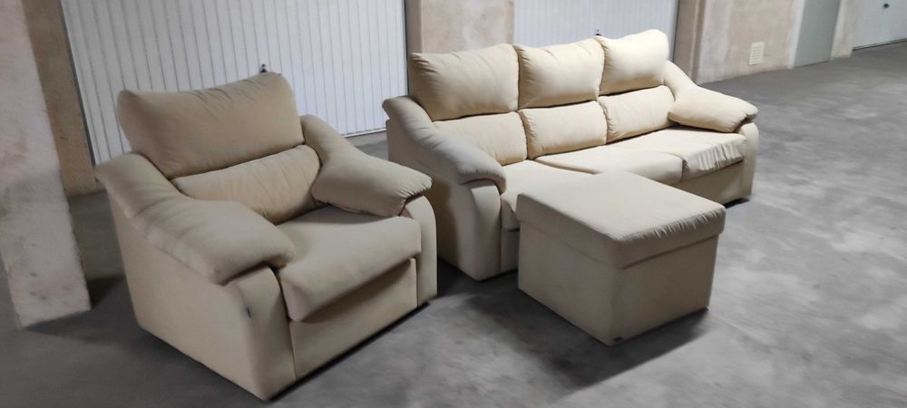 Conjunto Sofá 3 lug. + Poltrona + Puff (Confortável / Oportunidade)