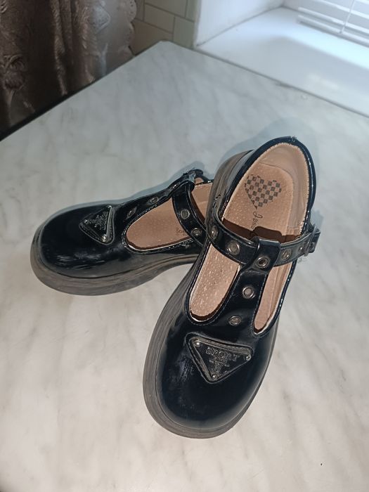 Продам лофери в ідеальному стані