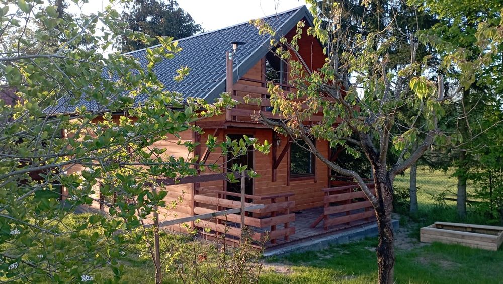 Domek nad jeziorem