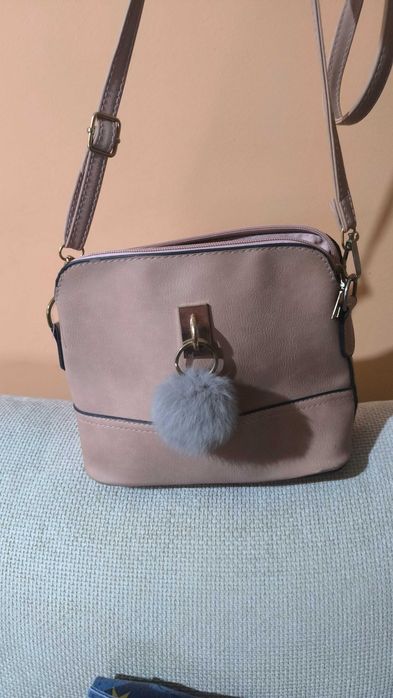 Bolsa Senhora com Pompom