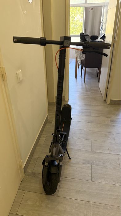 Trotinete Elétrica XIAOMI 6 (400 W - Autonomia: 45 Km - Preto)