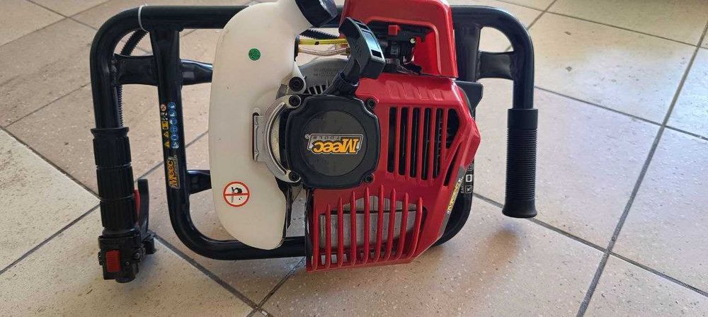 świder spalinowy Meec Tools.