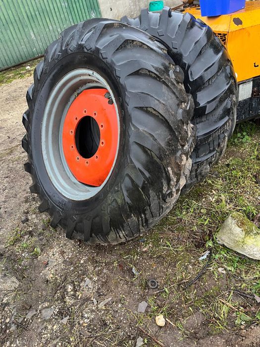 16.9 30 pneus goodyear