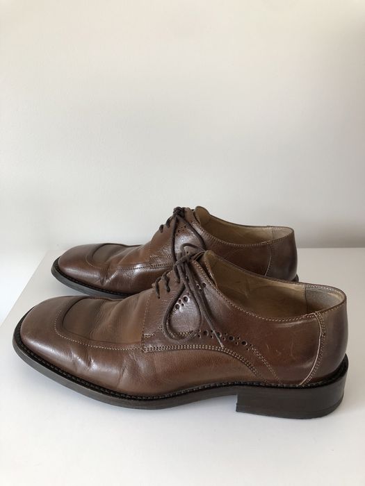 Sapatos castanhos, tamanho 39.